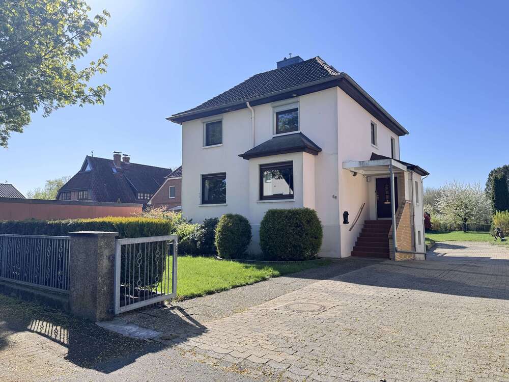 Thumbnail-Haus zum Kaufen in Langenhagen 649.000,00 € 180 m²