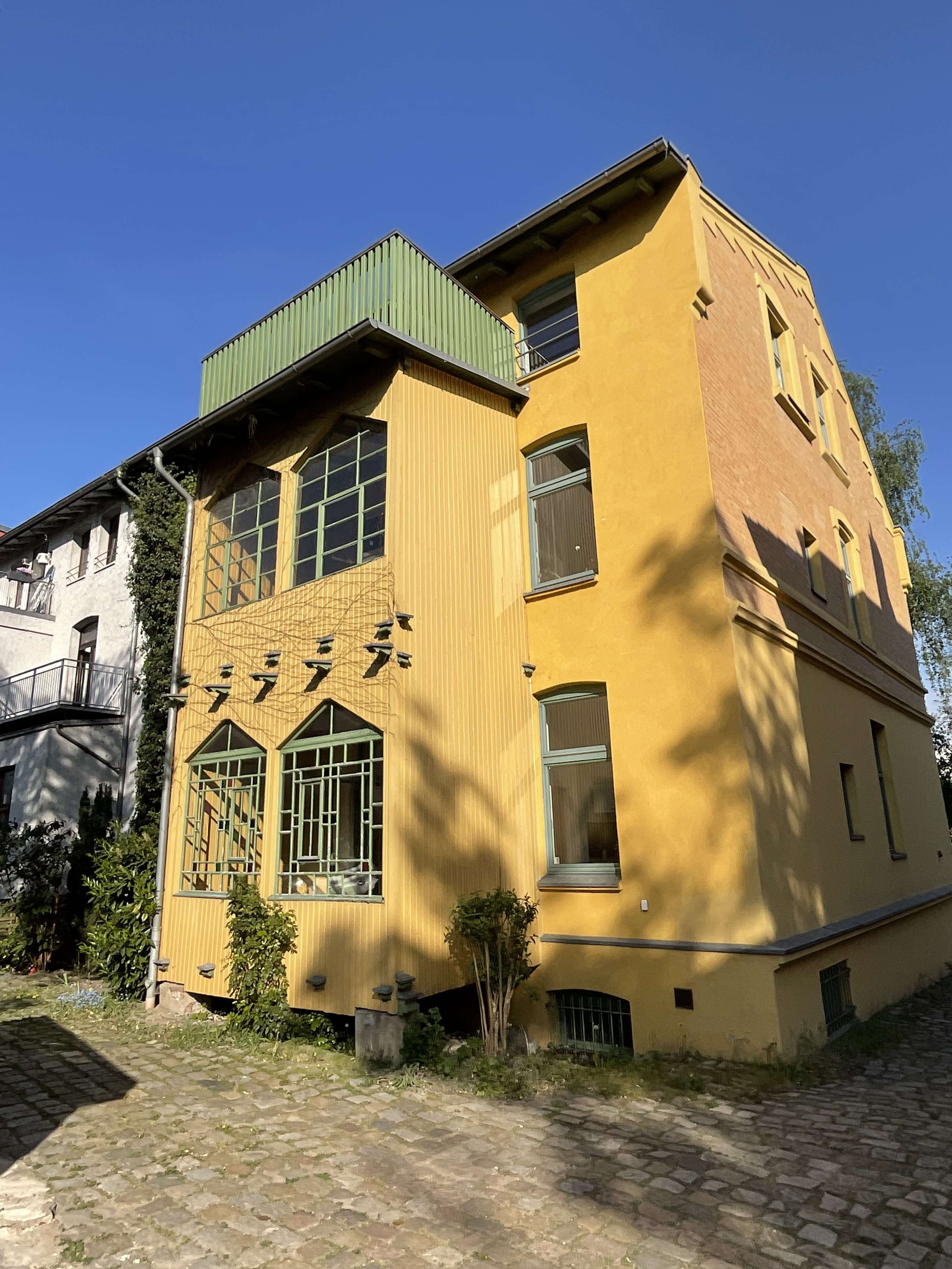 Thumbnail-Wohnung zum Kaufen in Schwerin 259.000,00 € 106 m²