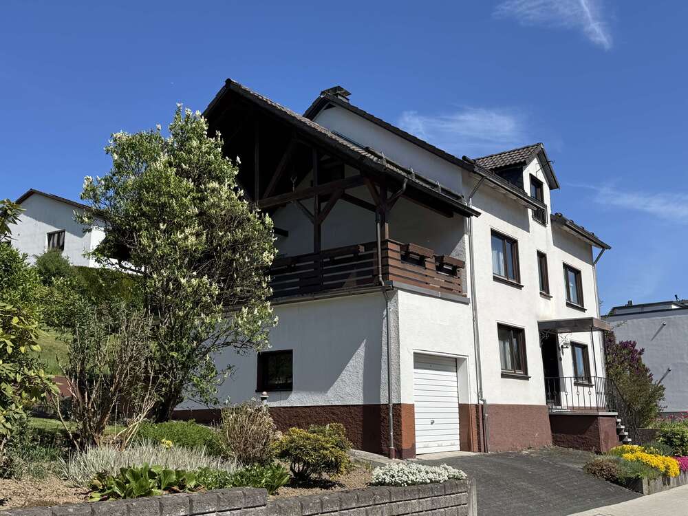 Thumbnail-Haus zum Kaufen in Siegen 250.000,00 € 179.14 m²
