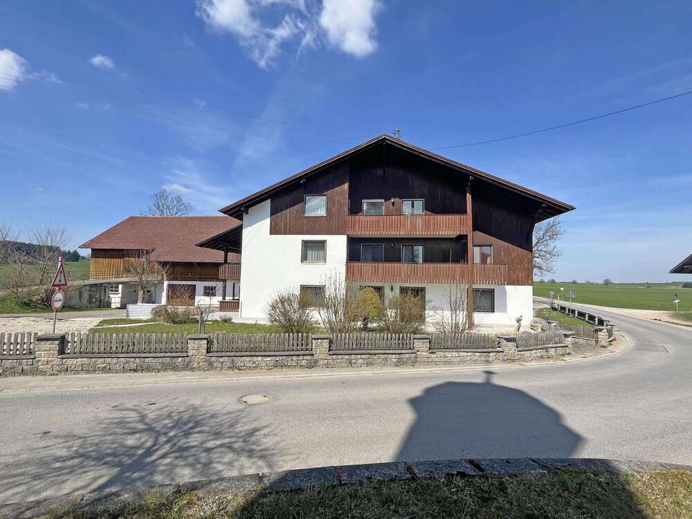 Thumbnail-Haus zum Kaufen in Stöttwang 1.150.000,00 € 320.98 m²