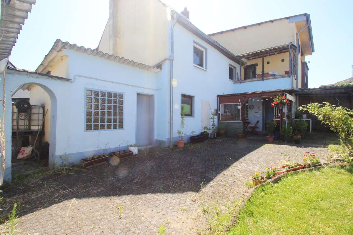 Thumbnail-Haus zum Kaufen in Königswinter Thomasberg 449.000,00 € 220 m²