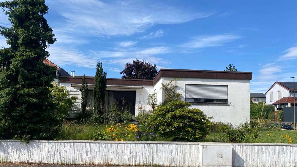 Thumbnail-Haus zum Kaufen in Homburg-Beeden 399.000,00 € 210 m²