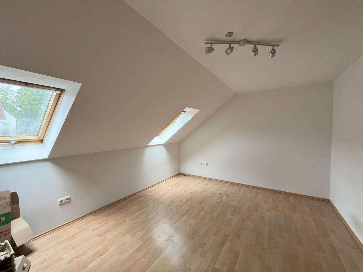 Thumbnail-Wohnung zum Mieten in Inkofen 300,00 € 16 m²