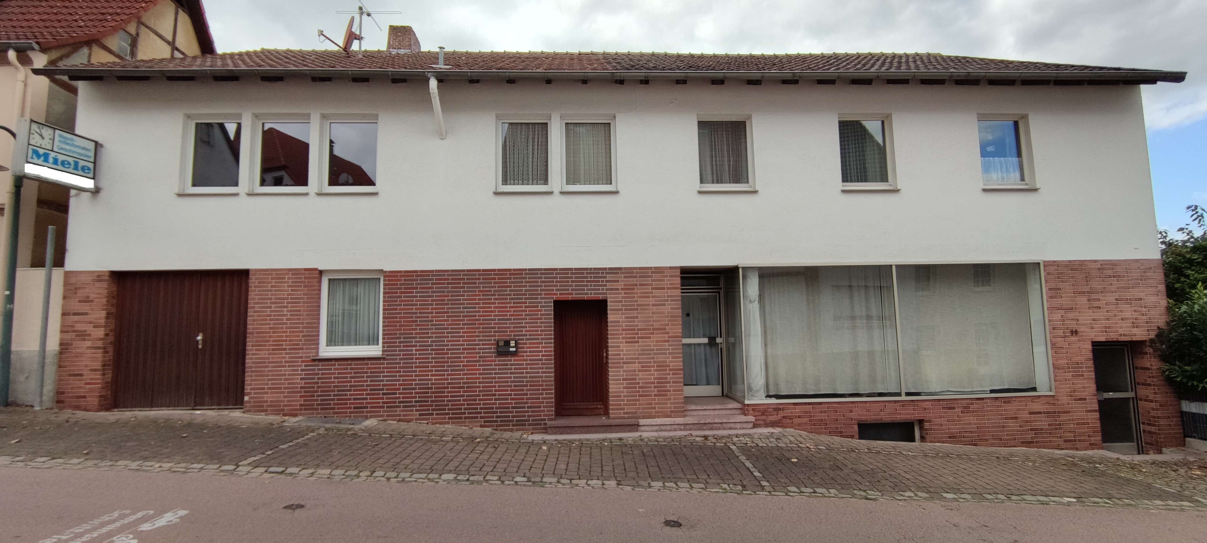 Thumbnail-Haus zum Kaufen in Warburg 199.000,00 € 189 m²