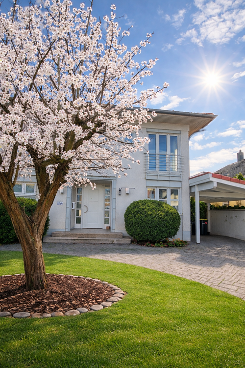 Thumbnail-Haus zum Kaufen in Köln 1.740.000,00 € 224 m²