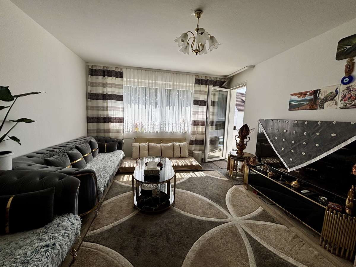 Thumbnail-Wohnung zum Kaufen in Rosdorf 179.000,00 € 87 m²