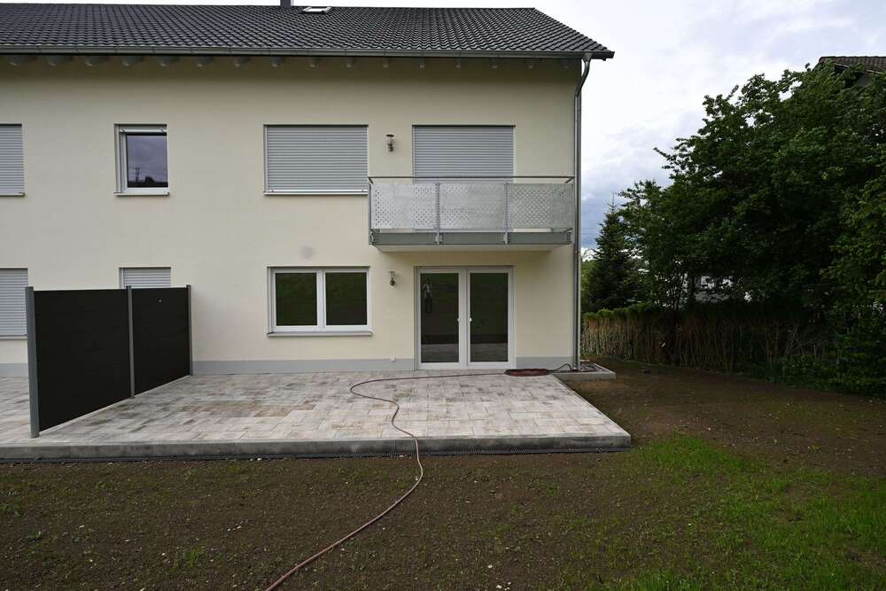 Thumbnail-Wohnung zum Mieten in Emersacker 960,00 € 83 m²