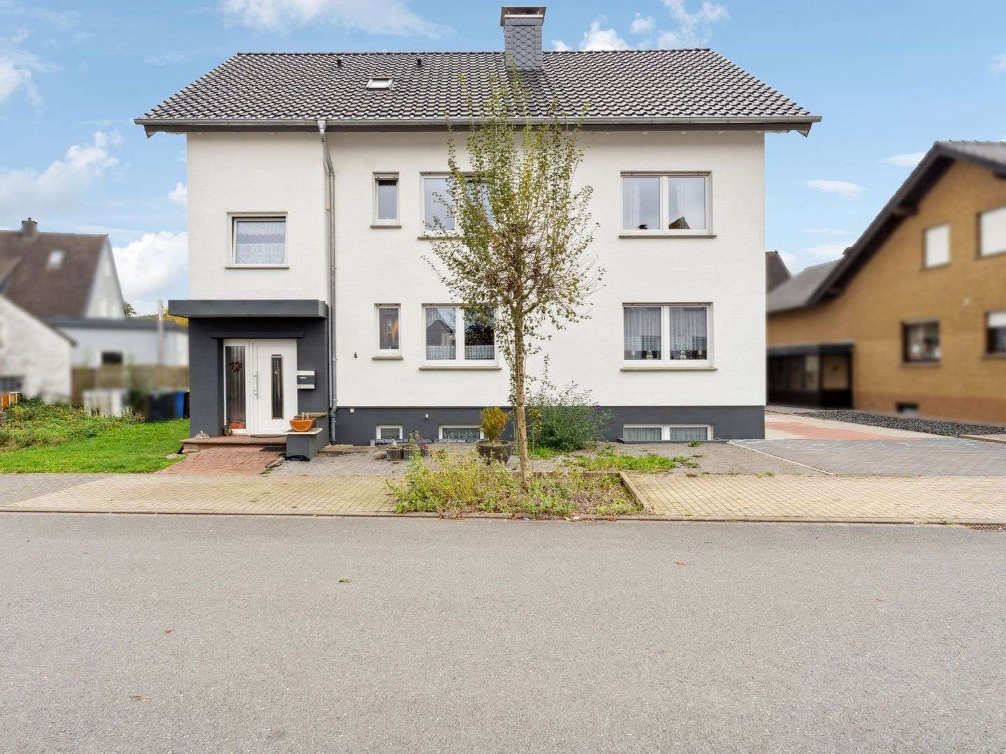 Thumbnail-Haus zum Kaufen in Willebadessen 299.000,00 € 260 m²