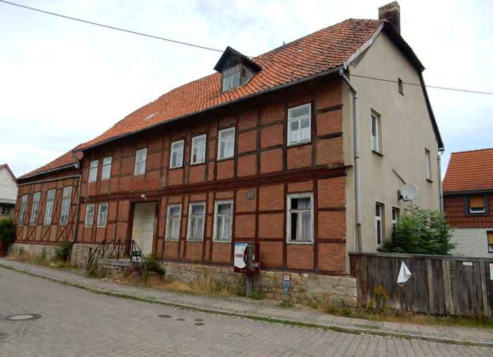 Thumbnail-Haus zum Mieten in Zilly 690,00 € 578 m²