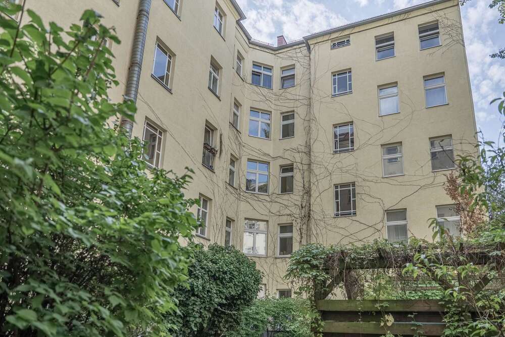 Thumbnail-Wohnung zum Kaufen in Berlin 410.000,00 € 92 m²