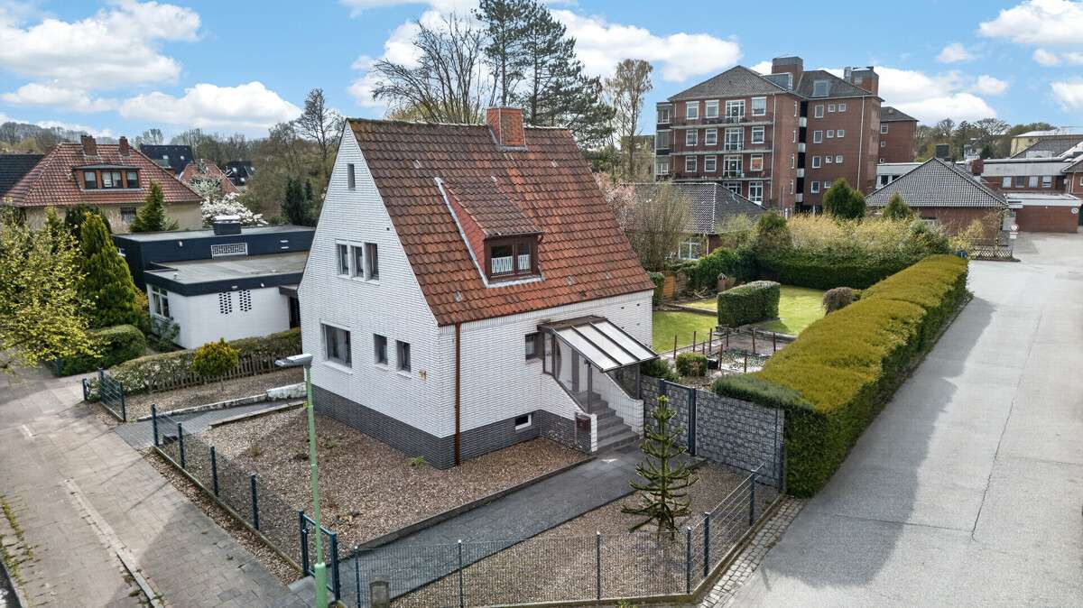 Thumbnail-Haus zum Kaufen in Bremerhaven 219.000,00 € 105 m²