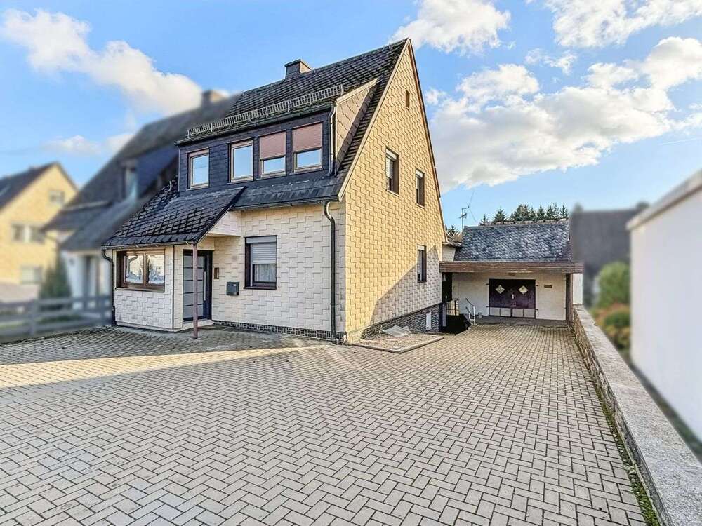 Thumbnail-Haus zum Kaufen in Kirchenlamitz 177.000,00 € 148.57 m²