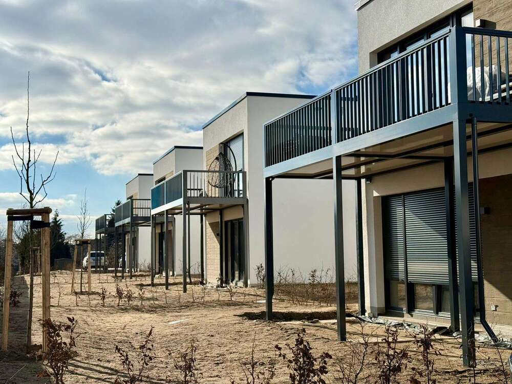 Thumbnail-Haus zum Mieten in Biederitz 1.777,58 € 126.97 m²