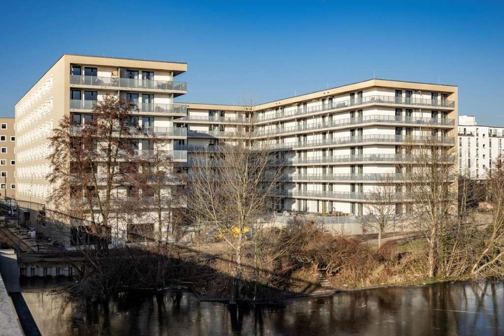 Thumbnail-Wohnung zum Mieten in Berlin 1.264,87 € 83.49 m²