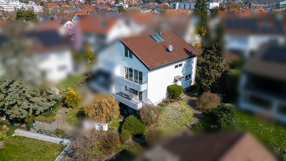 Thumbnail-Haus zum Kaufen in Korntal 880.000,00 € 195 m²