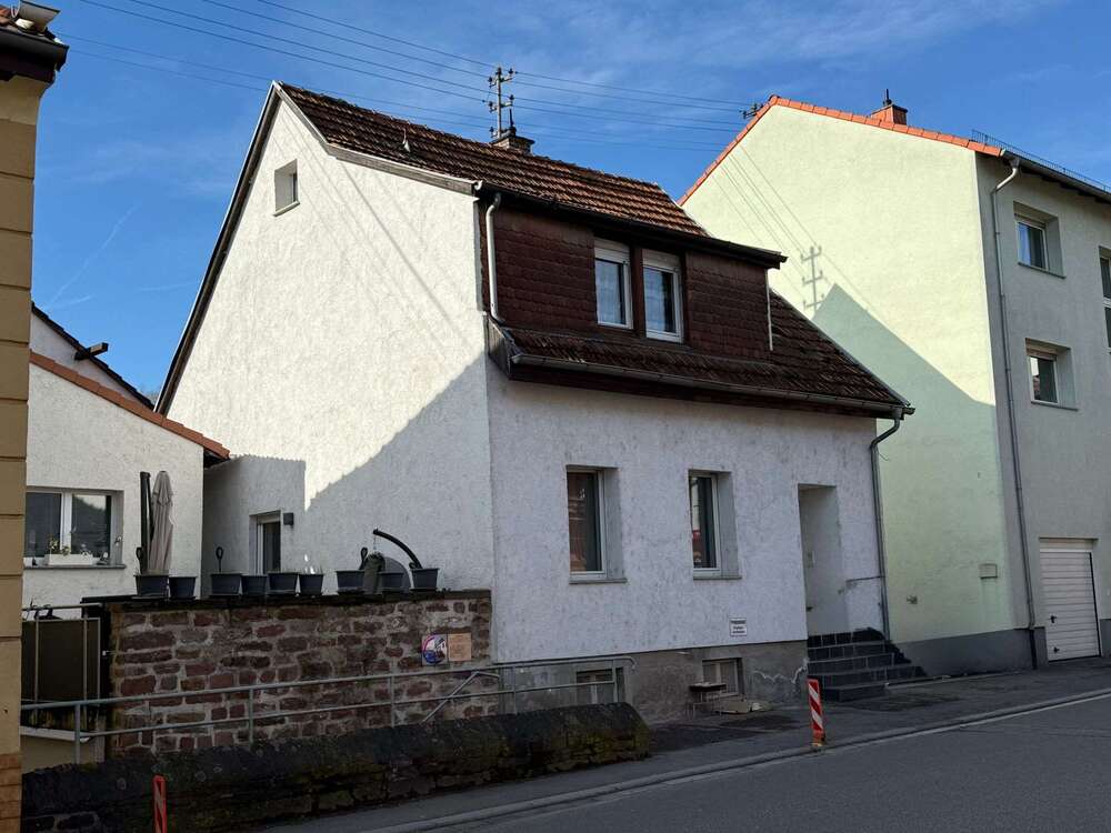 Thumbnail-Haus zum Kaufen in Wiesloch 599.000,00 € 335 m²