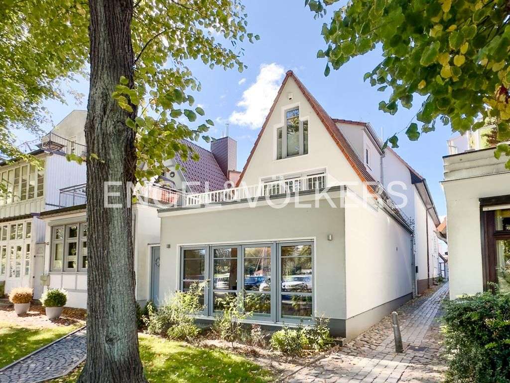Thumbnail-Haus zum Kaufen in Rostock-Warnemünde 2.670.000,00 € 189 m²