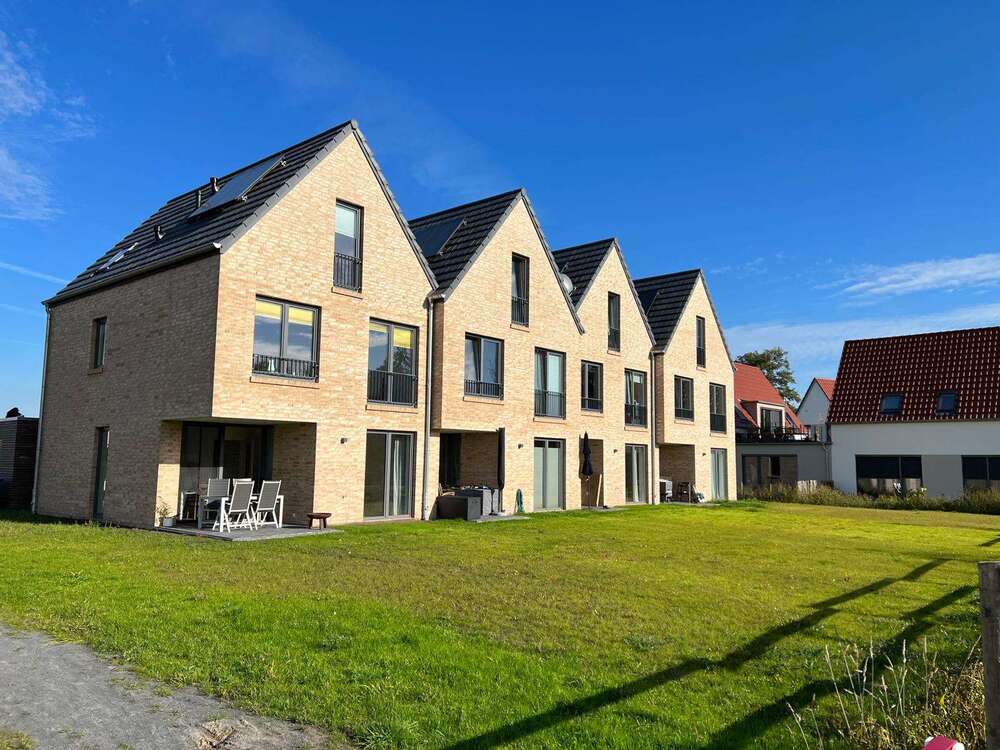 Thumbnail-Haus zum Mieten in Oldenburg 1.680,00 € 118 m²