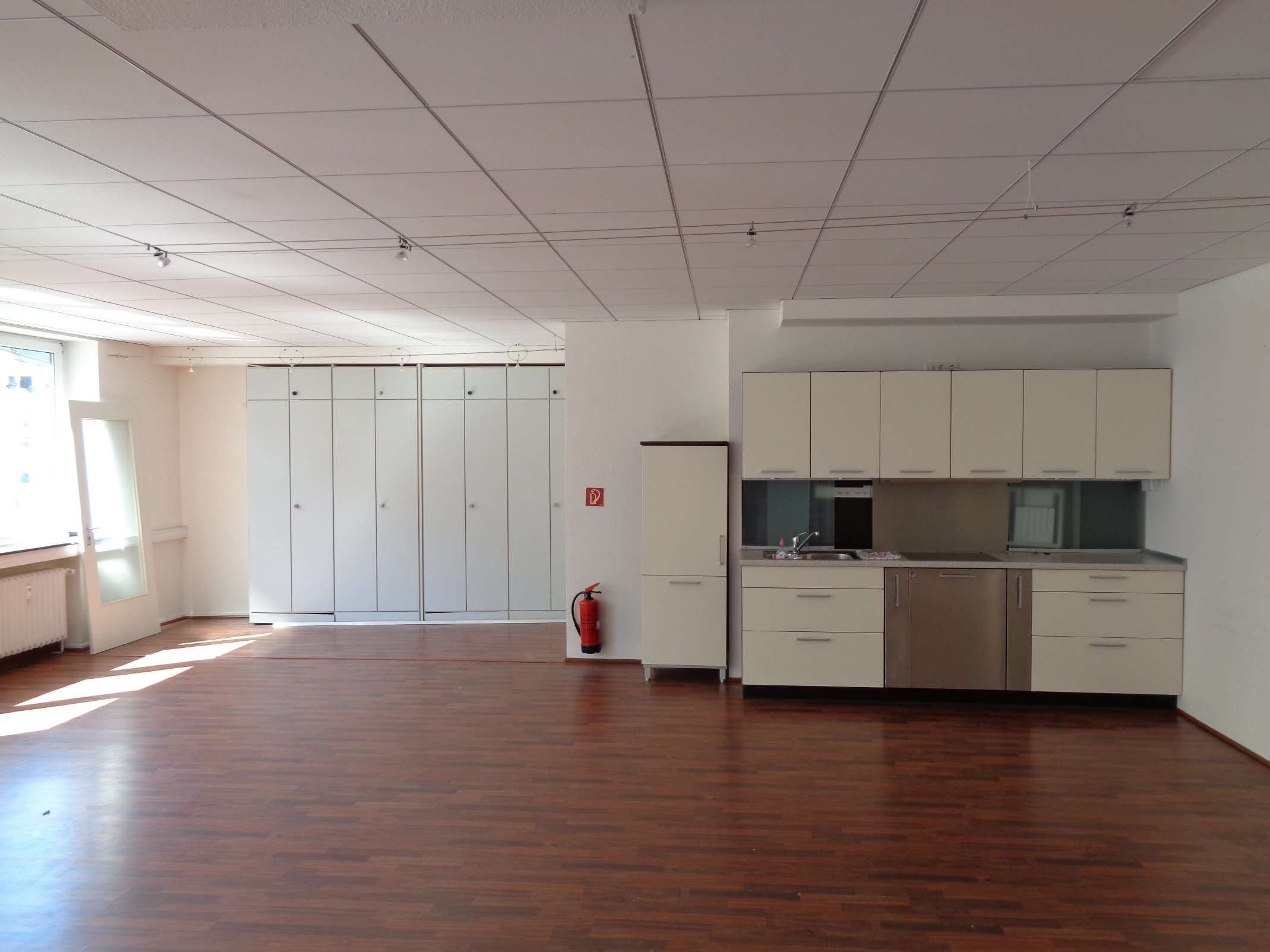 Thumbnail-Büro in Düsseldorf 1.950,00 € 215 m²