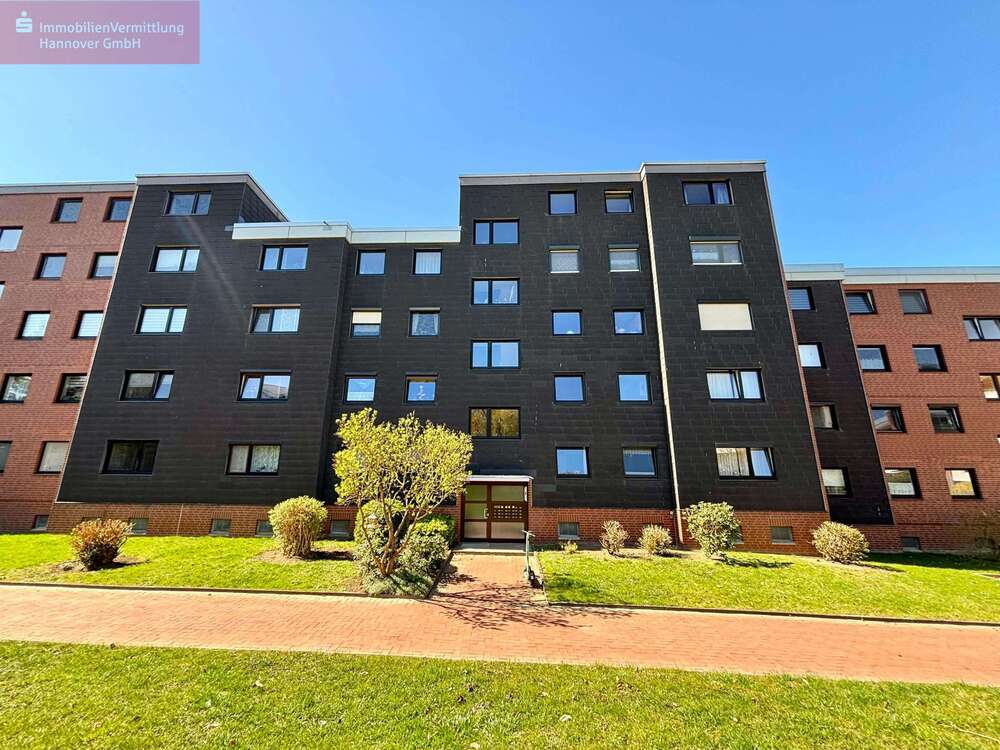 Thumbnail-Wohnung zum Kaufen in Laatzen 184.000,00 € 79.21 m²