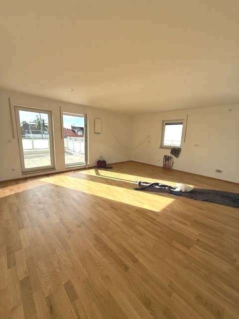 Thumbnail-Wohnung zum Mieten in München 2.070,00 € 126 m²
