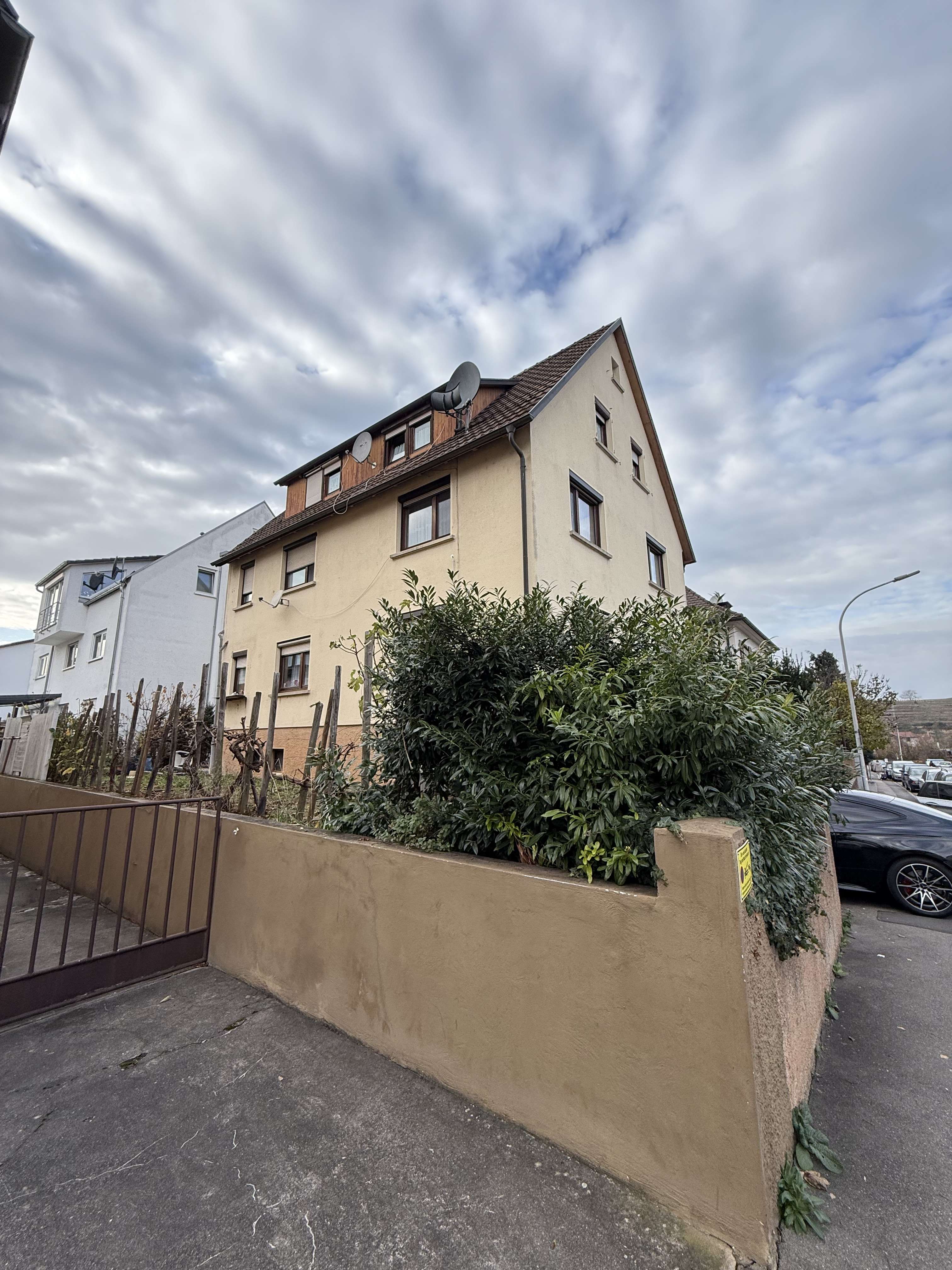 Thumbnail-Haus zum Kaufen in Lauffen am Neckar 439.000,00 € 193 m²