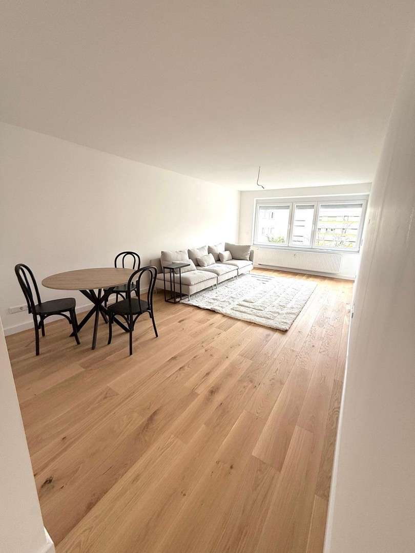 Thumbnail-Wohnung zum Kaufen in Esslingen 380.000,00 € 91 m²