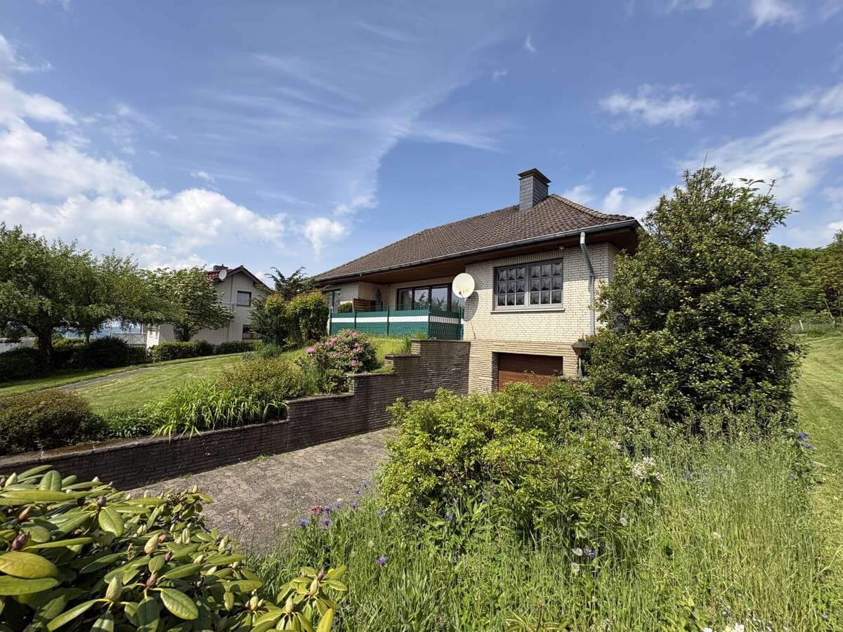 Thumbnail-Haus zum Kaufen in Rinteln Goldbeck 198.000,00 € 137.67 m²