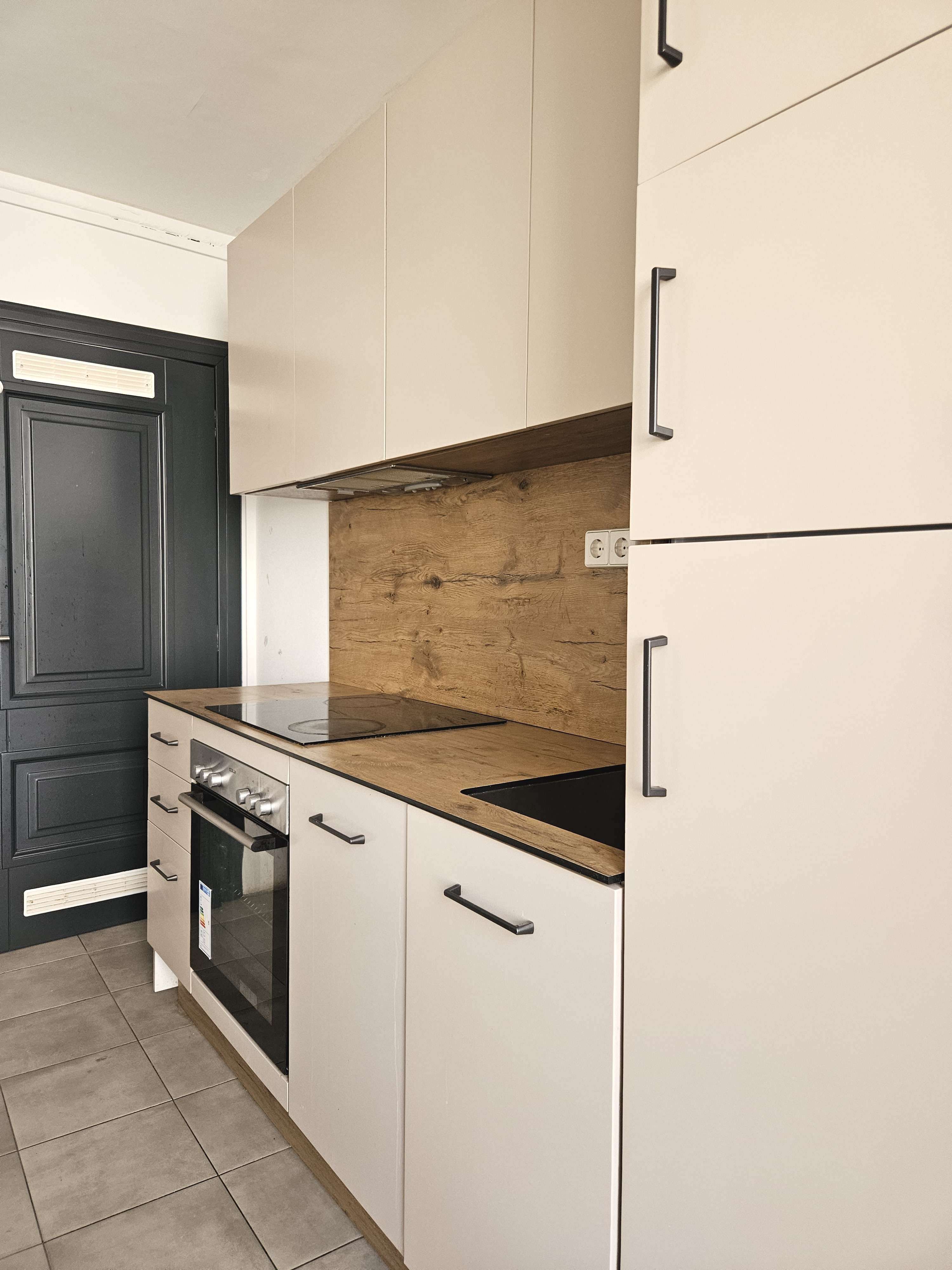 Thumbnail-Wohnung zum Mieten in Stuttgart 4.000,00 € 190 m²