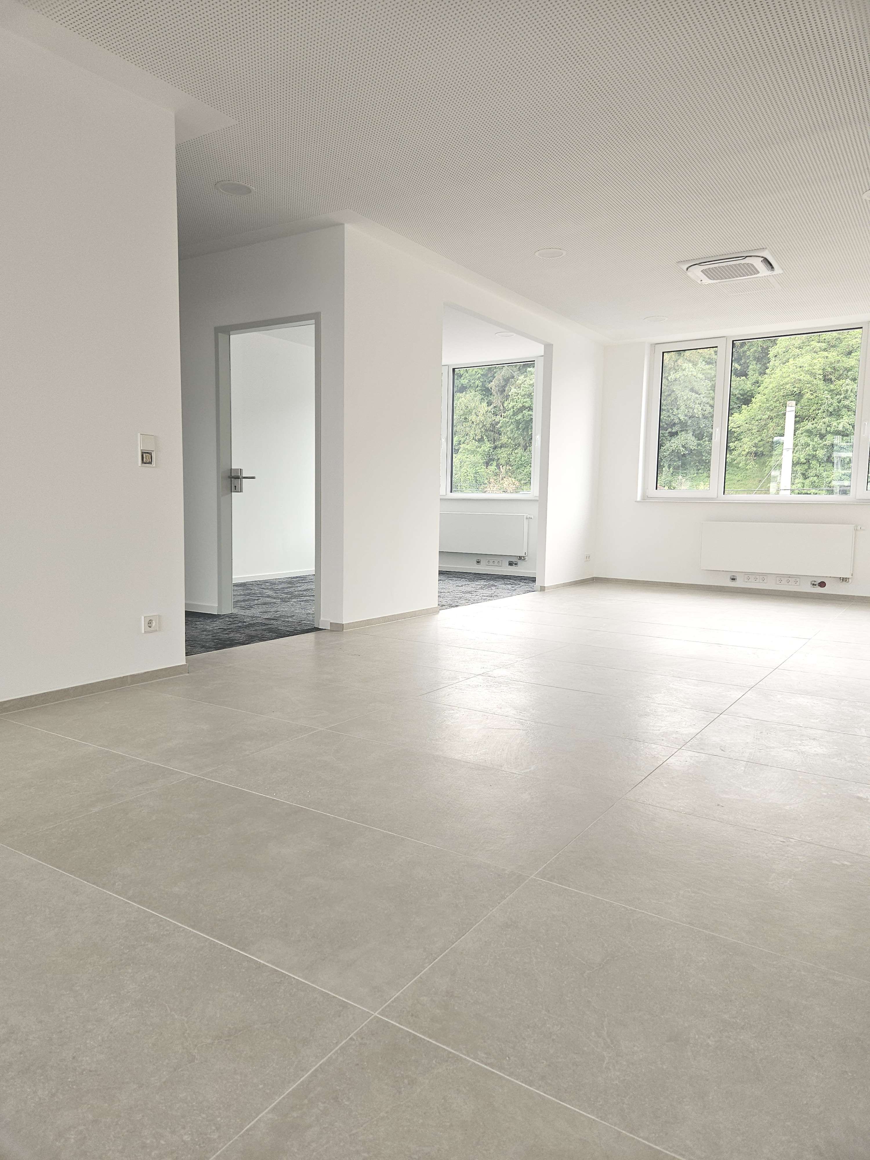 Thumbnail-Büro in Stuttgart 2.450,00 € 230 m²
