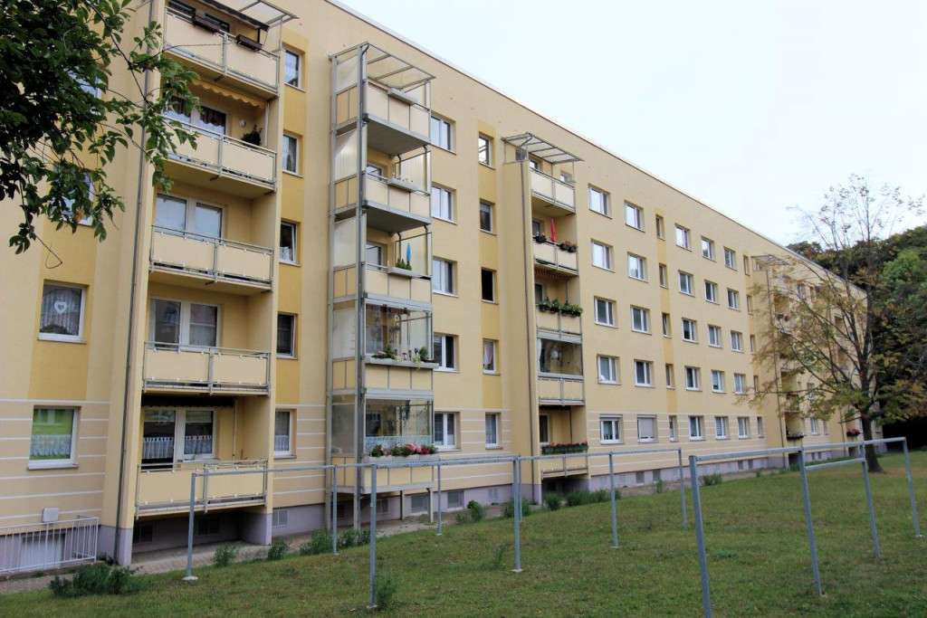 Thumbnail-Wohnung zum Mieten in Altenburg 390,00 € 59.91 m²
