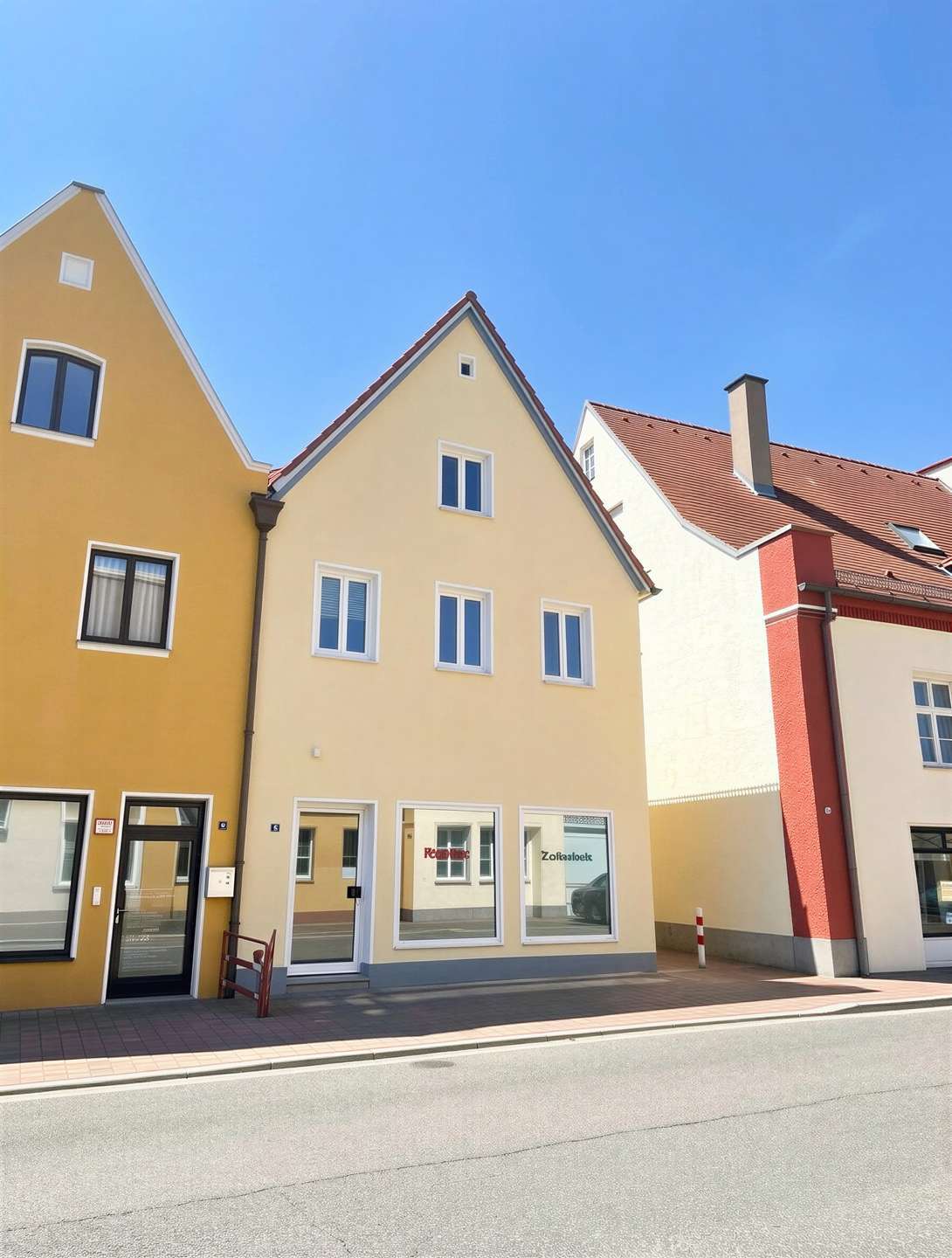 Thumbnail-Haus zum Kaufen in Donauwörth 690.000,00 € 253 m²