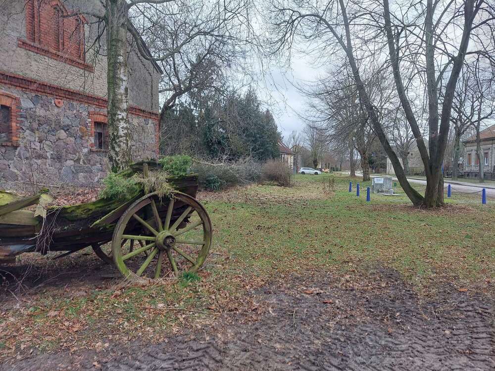 Thumbnail-Grundstück zu verkaufen in Werneuchen 215.000,00 € 573 m²