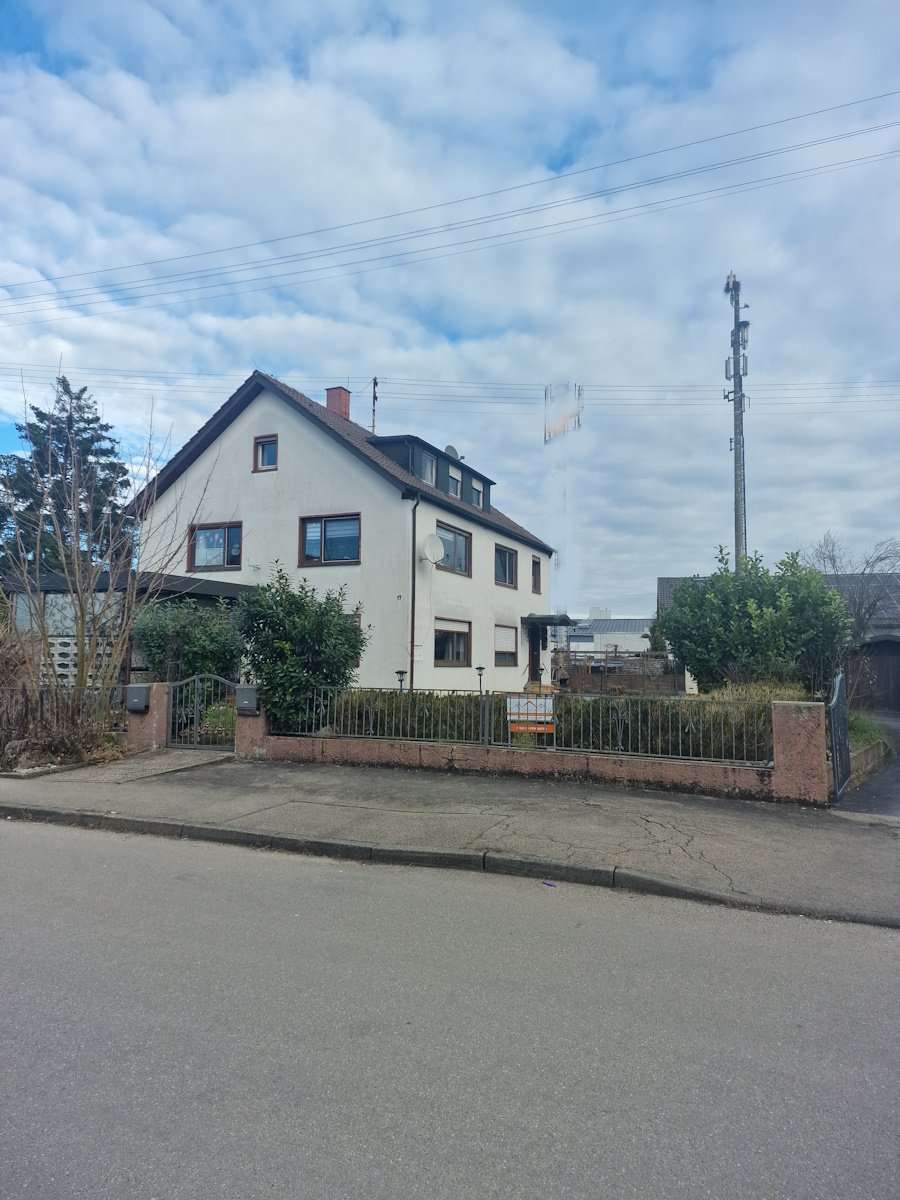 Thumbnail-Haus zum Kaufen in Sontheim a.d.Brenz 370.000,00 € 218 m²