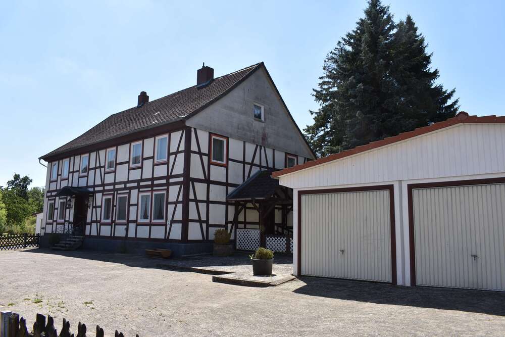 Thumbnail-Haus zum Kaufen in Moringen 410.000,00 € 248 m²