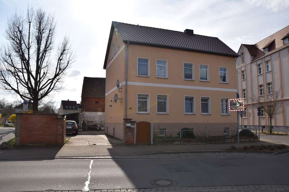 Thumbnail-Haus zum Kaufen in Haldensleben 250.000,00 € 180 m²