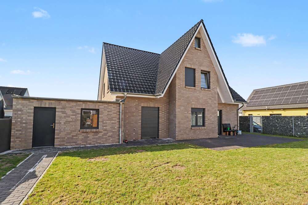 Thumbnail-Haus zum Kaufen in Salzgitter 550.000,00 € 185 m²
