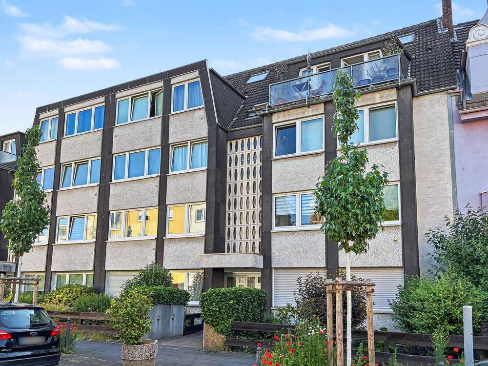 Thumbnail-Wohnung zum Kaufen in Köln 295.000,00 € 80.51 m²