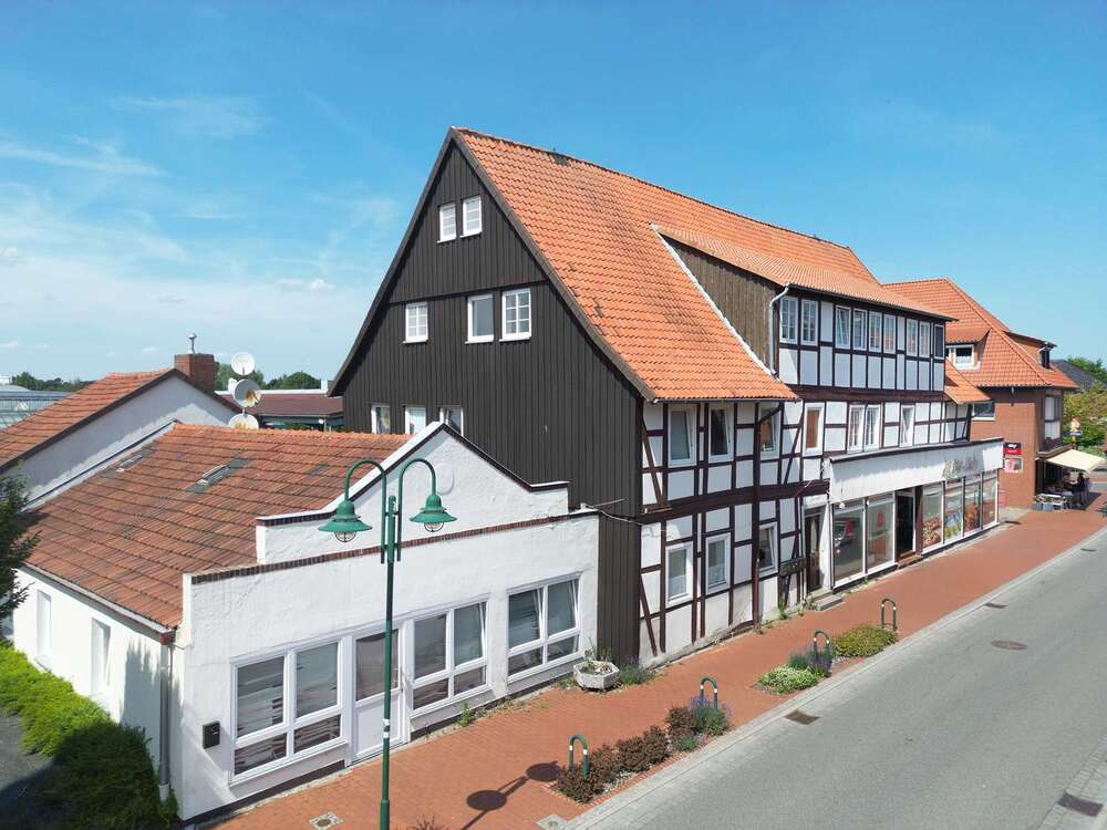 Thumbnail-Haus zum Kaufen in Uchte 565.000,00 € 571.93 m²