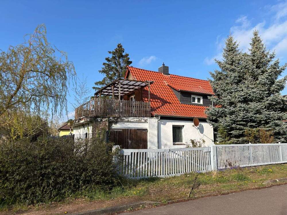 Thumbnail-Haus zum Kaufen in Halle 149.000,00 € 96 m²