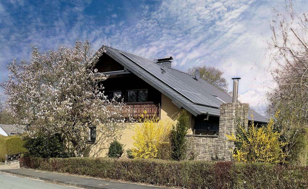 Thumbnail-Haus zum Kaufen in Extertal 369.000,00 € 220 m²
