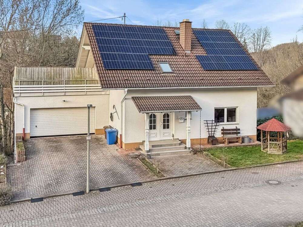 Thumbnail-Haus zum Kaufen in Wallhalben 390.000,00 € 215 m²