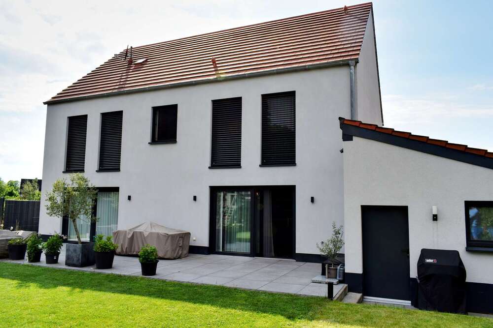 Thumbnail-Haus zum Kaufen in Leverkusen 987.500,00 € 202 m²