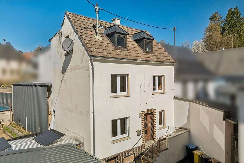 Thumbnail-Haus zum Kaufen in Heistenbach 89.000,00 € 123 m²