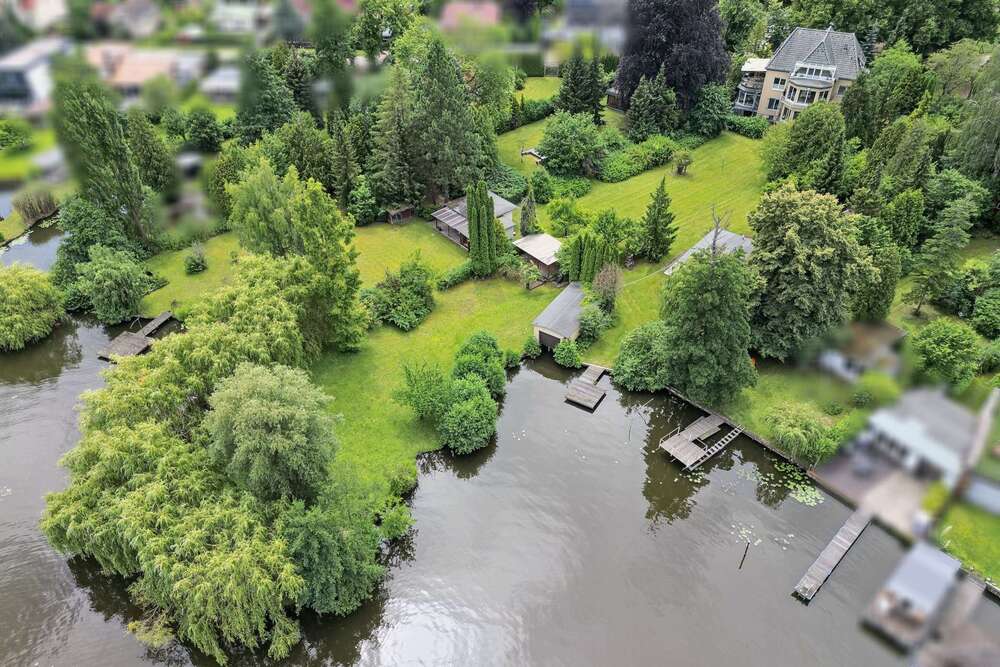 Thumbnail-Haus zum Kaufen in Zeuthen 8.900.000,00 € 415 m²