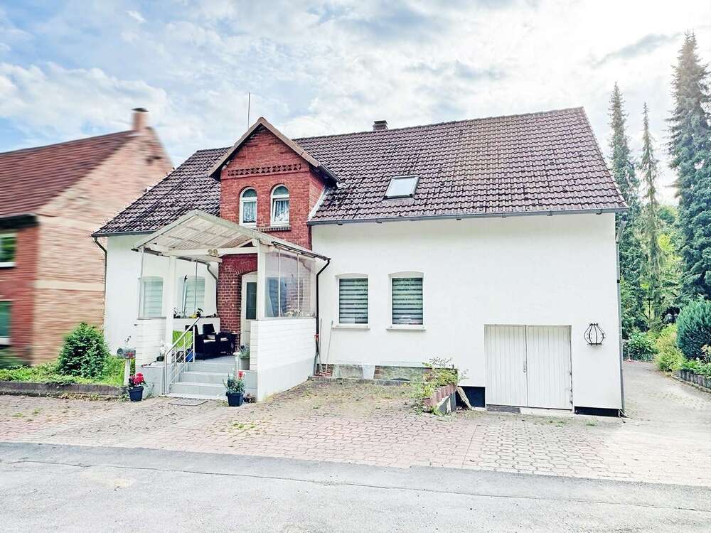 Thumbnail-Haus zum Kaufen in Extertal 185.000,00 € 175.08 m²