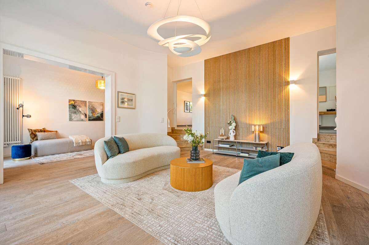 Thumbnail-Haus zum Kaufen in Frankfurt am Main 1.150.000,00 € 284 m²