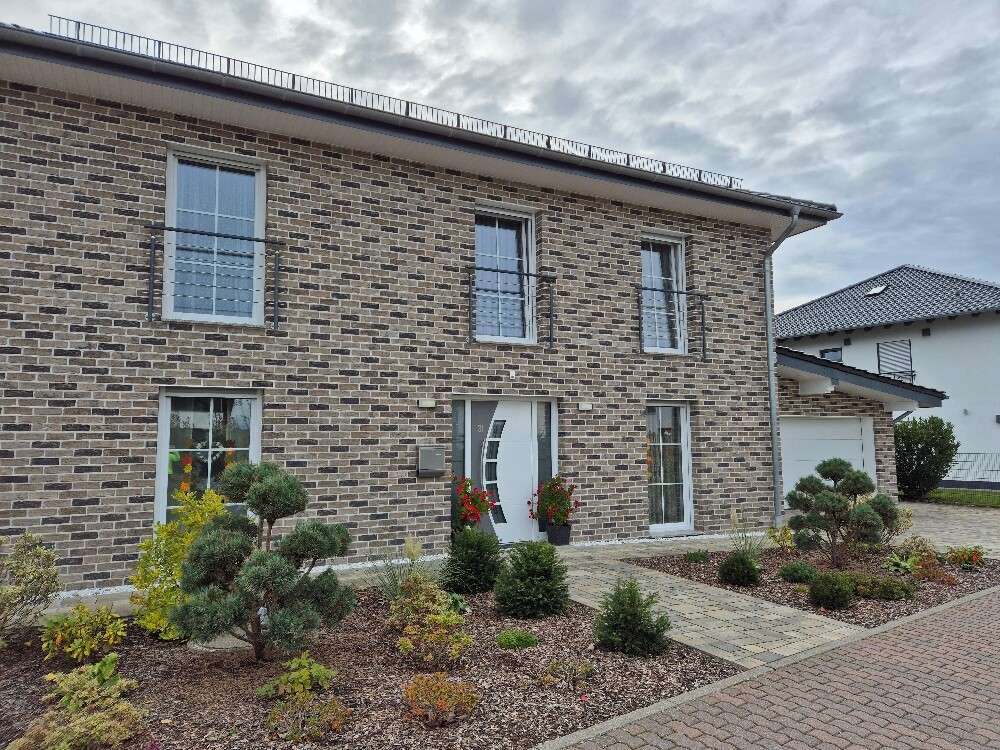 Thumbnail-Haus zum Kaufen in Halsenbach 675.000,00 € 214.35 m²