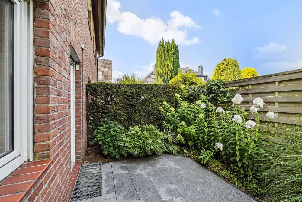 Thumbnail-Wohnung zum Kaufen in Essen - Kettwig 219.000,00 € 61 m²