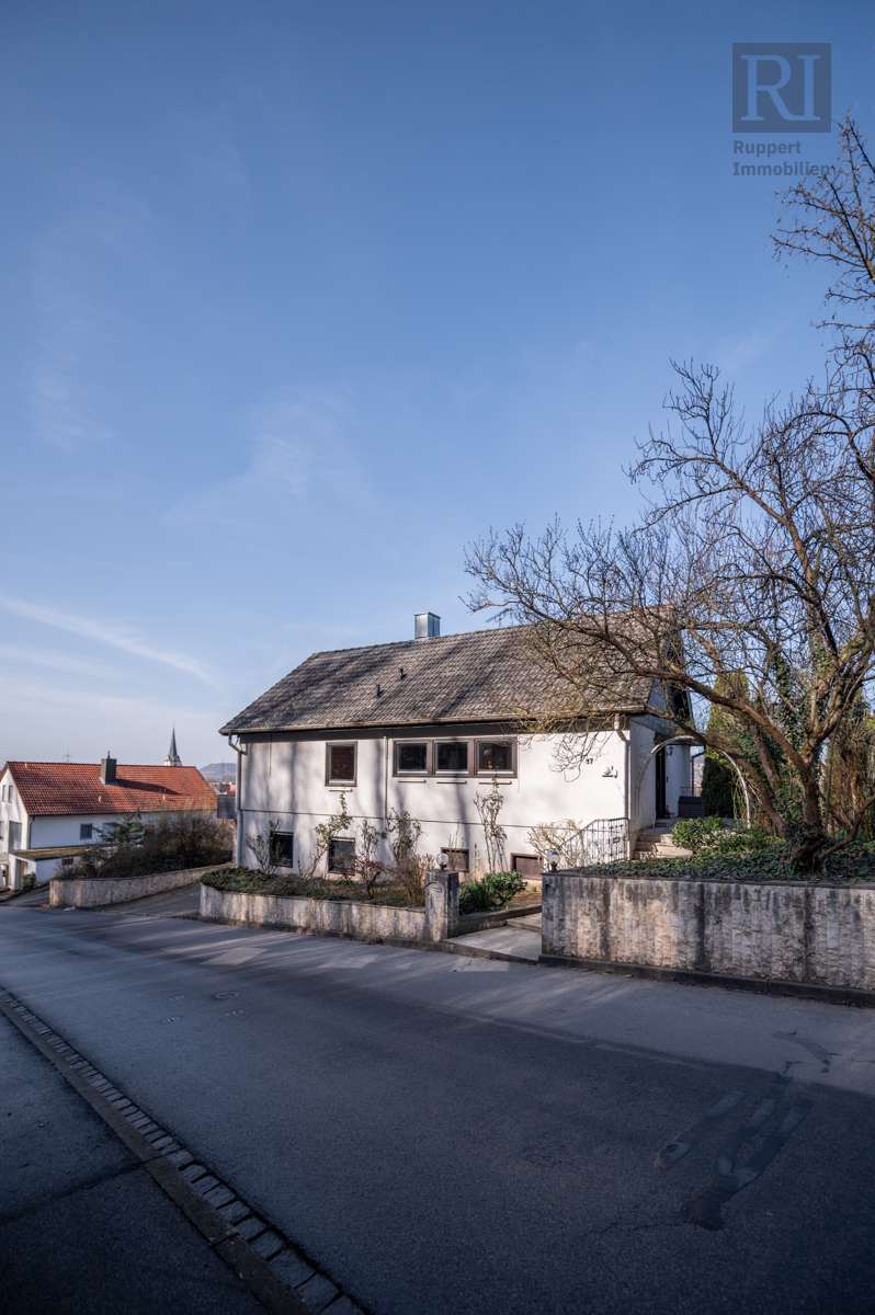 Thumbnail-Haus zum Kaufen in Eltmann 295.000,00 € 140 m²